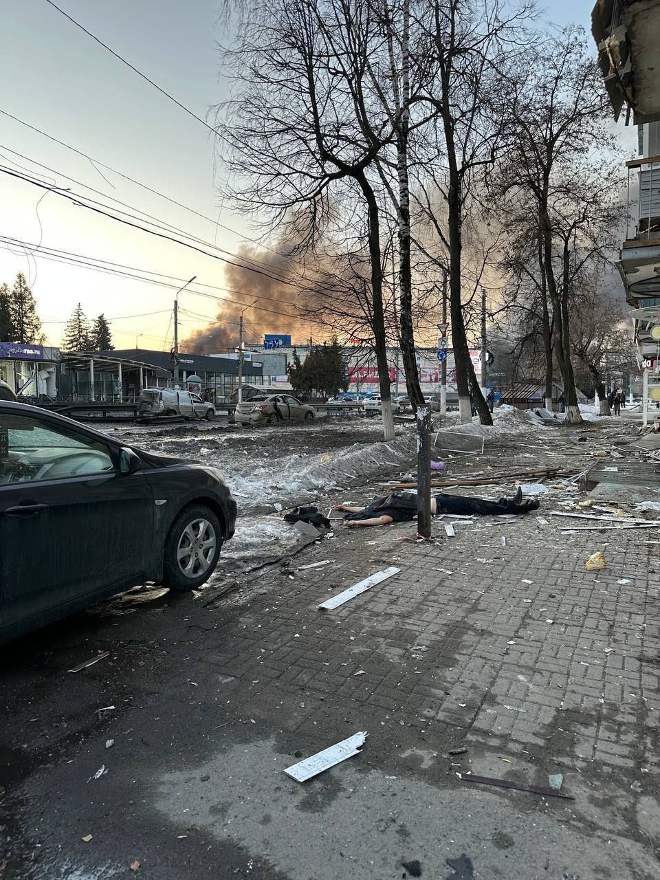 Ракетный удар по Брянску: погибли два человека, разрушения у крупной развязки